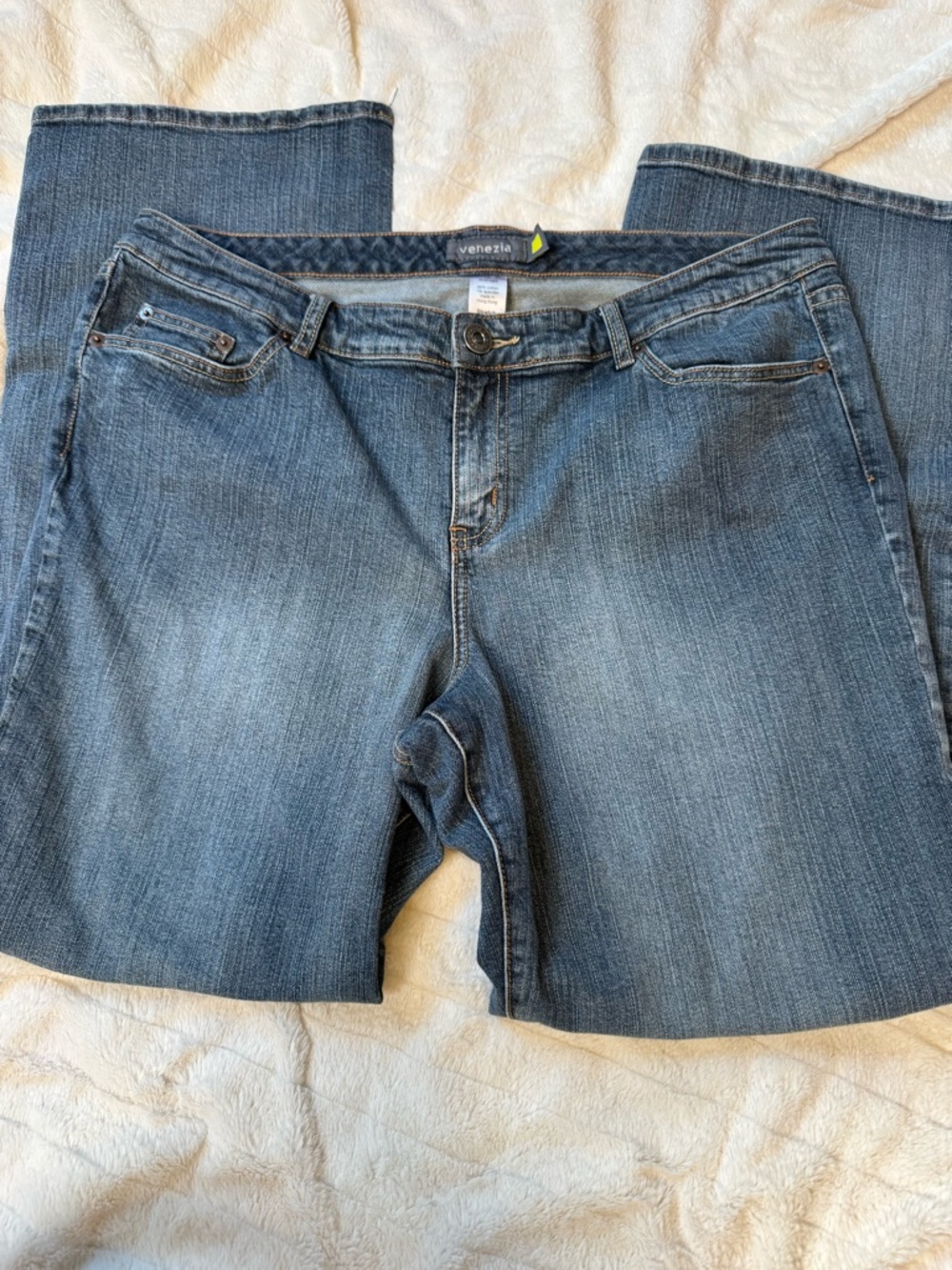 Lane Bryant Venezia Bootcut Jeans Sz 4 (16) Stretch Denim Medium Wash 31”Inseam